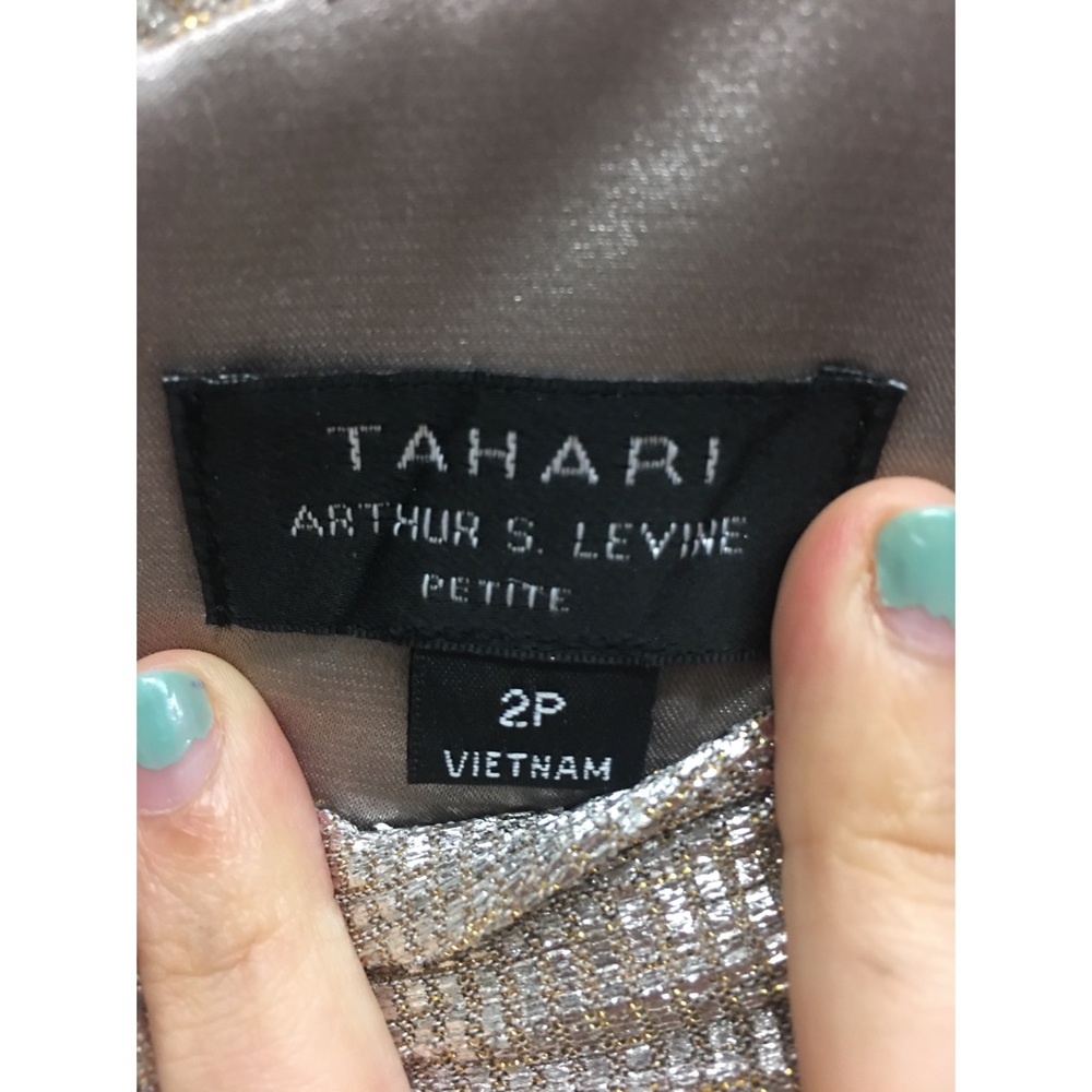 NWT Tahari Silver Gold Evening Gown Size 2 - Picture 8 of 8